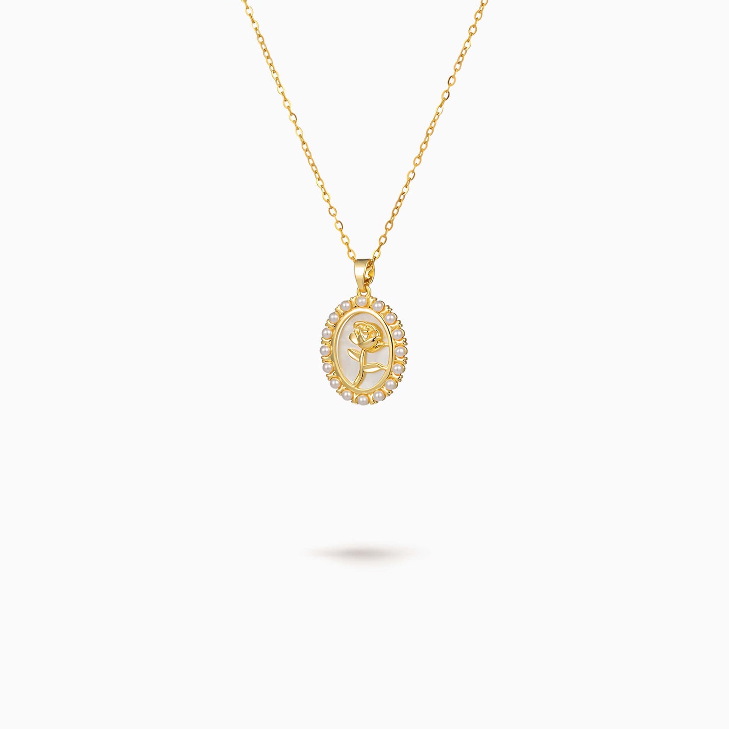 Rose de Perles Necklace