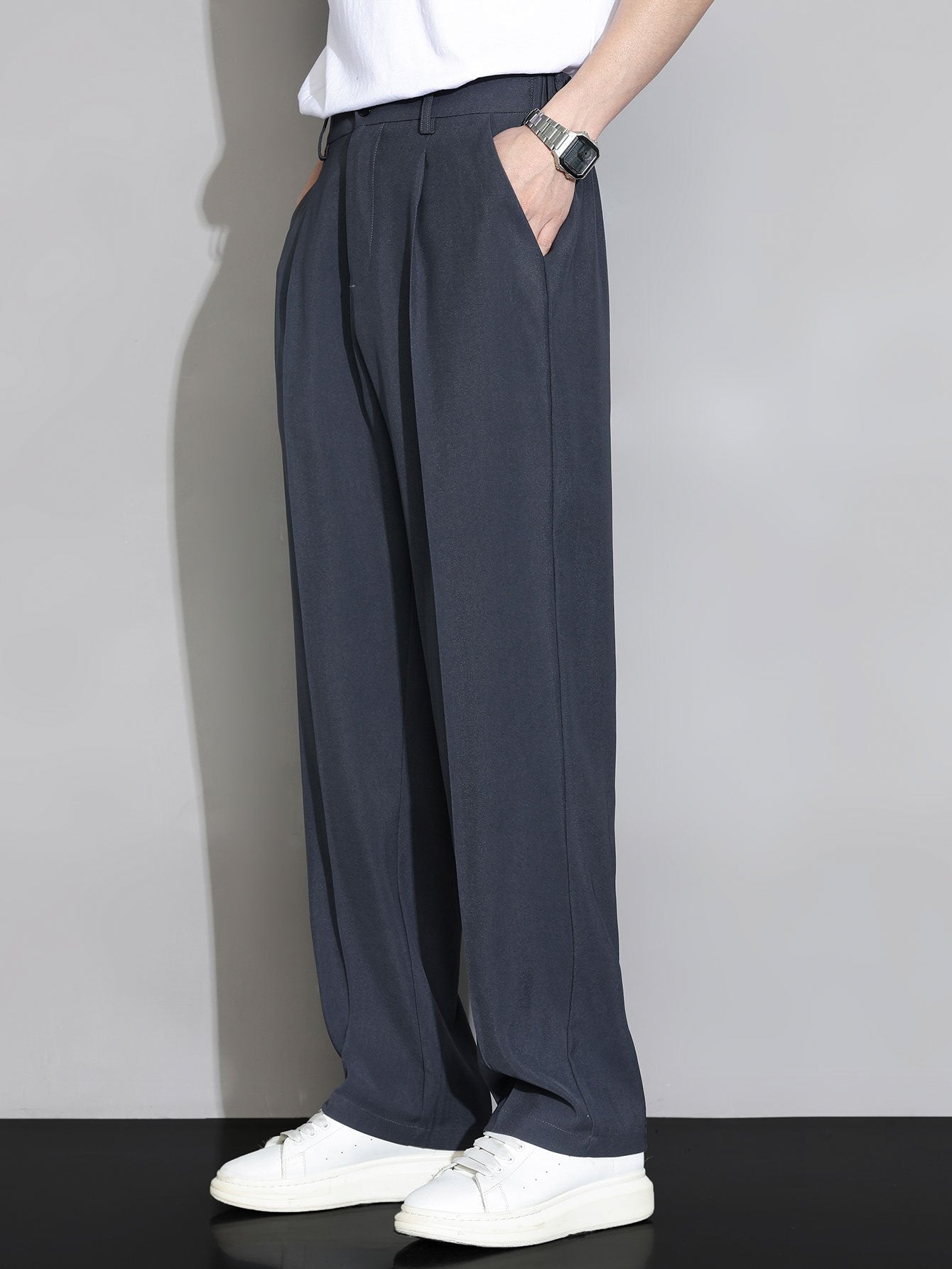 Comfortable Elastic Waist Straight-Leg Pants